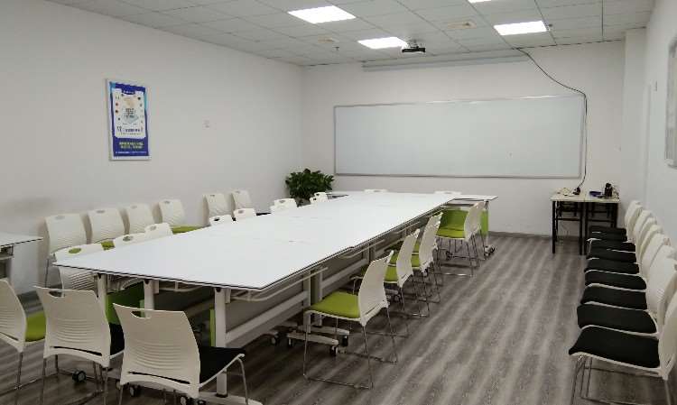 河西大学城校区一教室