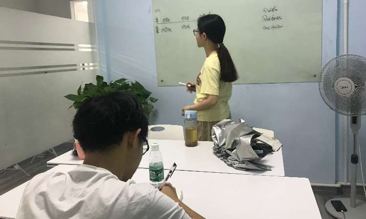 湖南省第一个高考西班牙语考生